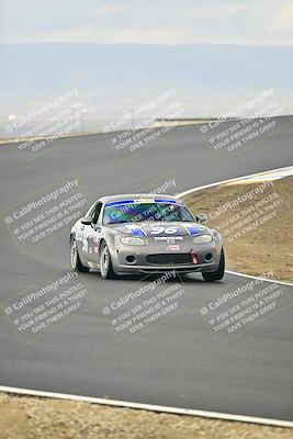 media/Jan-26-2025-CalClub SCCA (Sun) [[cfcea7df88]]/Group 1/Race/